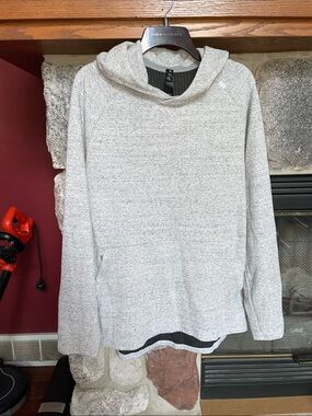 Ease the Day lululemon athletica Light Gray Textured Hooded Pullover